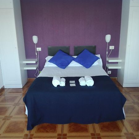 Aparthotel Corcubion Playa De Quenxe מראה חיצוני תמונה
