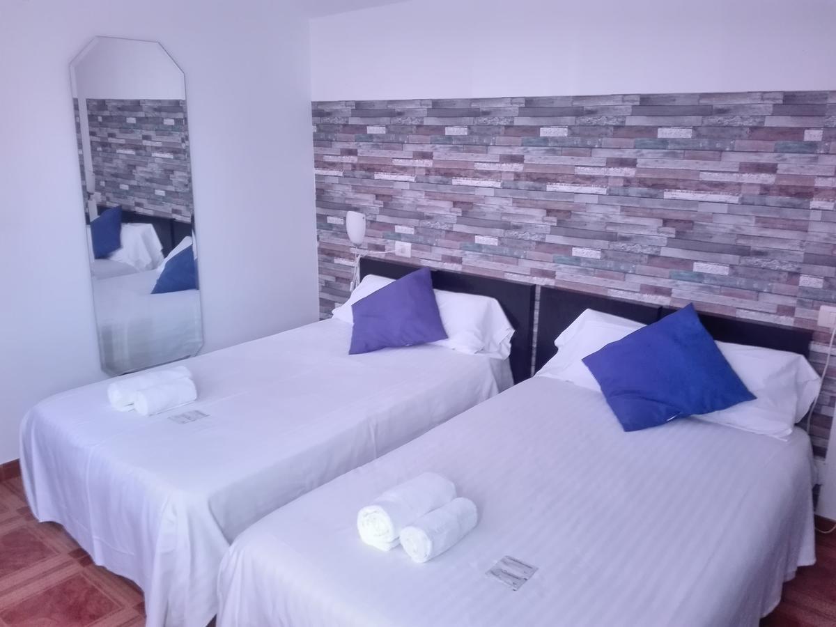 Aparthotel Corcubion Playa De Quenxe מראה חיצוני תמונה